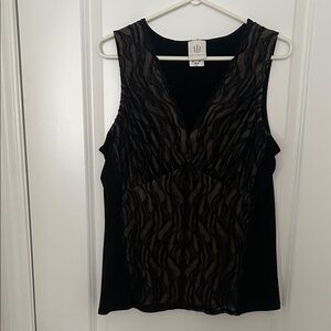 Papillon Blanc Black and Tan Sleeveless Blouse